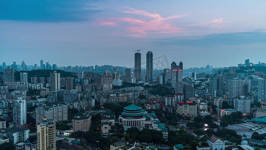 重庆建筑地标摄影照片_重庆地标大礼堂日转夜城市风光