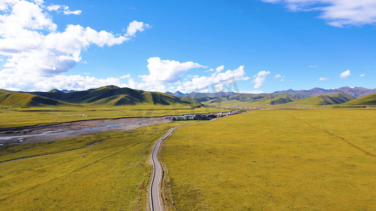 一望无际摄影照片_阿坝色达草原高原风景