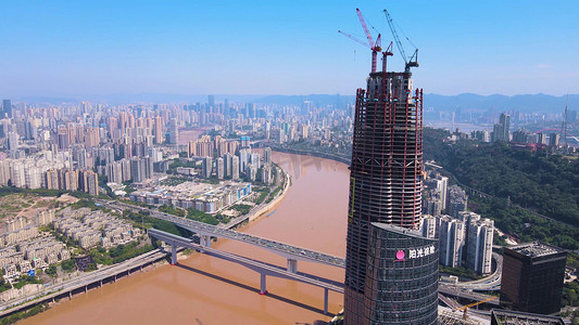 重庆陆海国际中心地标建筑工地