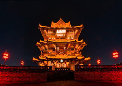 古典建筑披云楼夜景肇庆旅游古楼摄影图配图