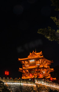 肇庆市高要区摄影照片_披云楼肇庆旅游古建筑夜景古楼摄影图配图