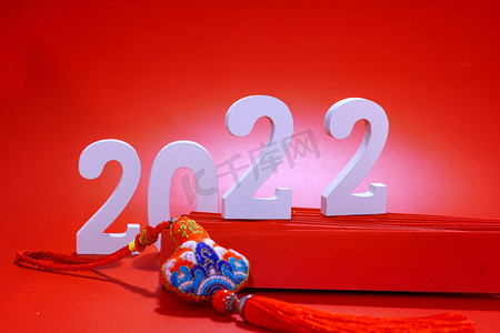 新春2022摄影照片_过年新春2022传统元素千喜红摄影图配图