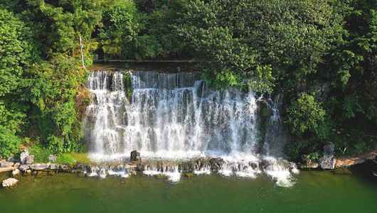 柳州风景摄影照片_广西柳州蟠龙山瀑布