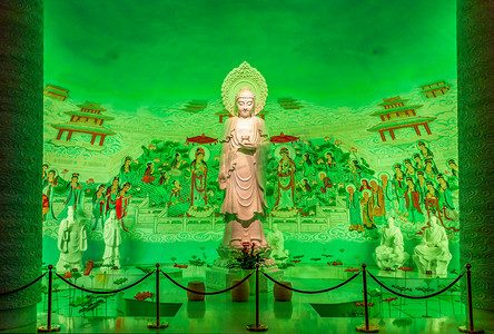超清佛像摄影照片_南京大报恩寺遗址展示的佛像造型摄影图配图