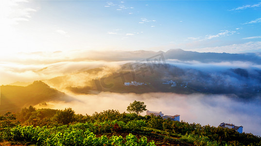 秋季清晨山峰山区摇动摄影图配图