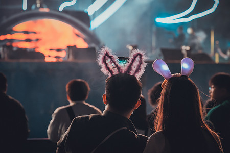 手绘男背影摄影图片-手绘男背影摄影作品-千库网