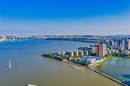 武汉城市建筑蓝天建筑南湖航拍摄影图配图