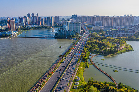 武汉城市交通枢纽白天交通南湖俯拍摄影图配图