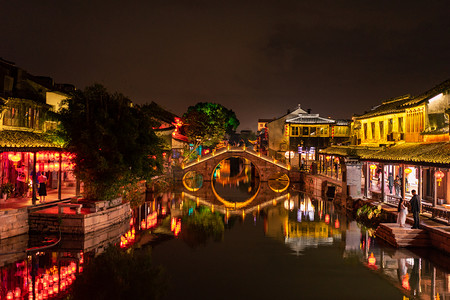 古建夜景摄影照片_嘉兴夜晚西塘古镇水乡摄影图配图