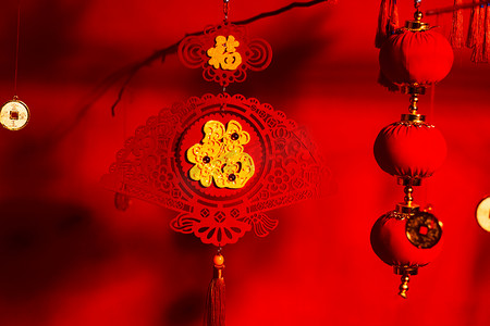 金色福字背景背景福字合成合成摄影图配图新年金色福字红色背景摆放福