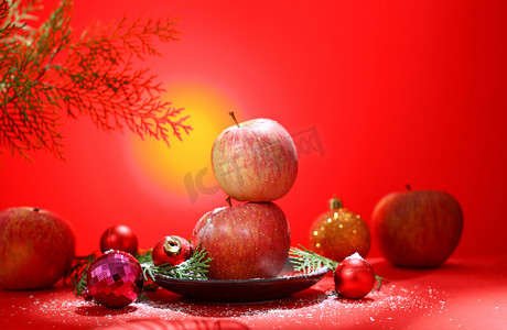 圣诞元素节日苹果平安夜创意摄影图配图