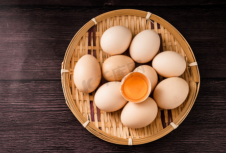 鲜蛋食材鸡蛋食品蛋摄影图配图