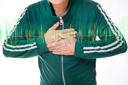 胸口疼痛胸闷心脏病女性难受摄影图配图