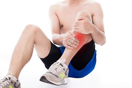 男性受伤膝盖疼痛关节摄影图配图
