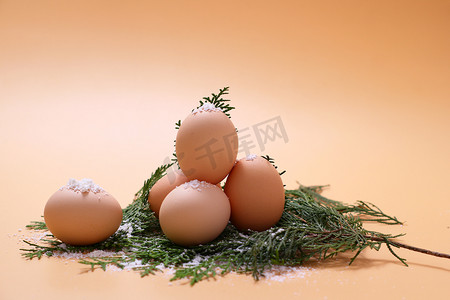 静物新鲜鸡蛋土鸡蛋餐饮美食创意摄影图配图