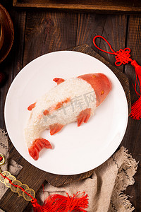 美食新年年年有鱼糯米饭家里年夜饭摄影图配图