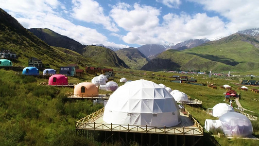 新疆天山景区露营帐篷航拍
