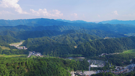 高山绿水摄影照片_航拍大自然青山绿水村庄