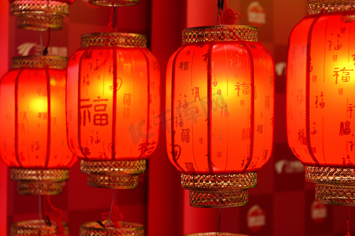 逛灯会、猜灯谜、赏花……元宵节上海有哪些活动值得一去？_三林