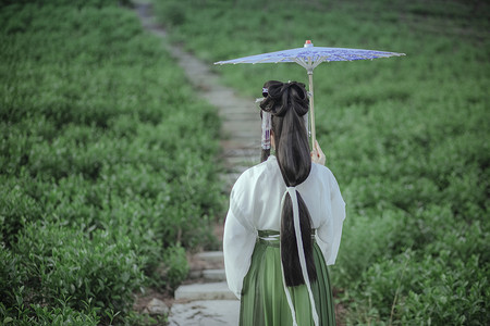 古装美女背影唯美图片