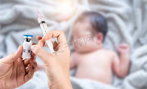 常见病预防摄影照片_婴儿疫苗疫苗预防创意合成摄影图配图