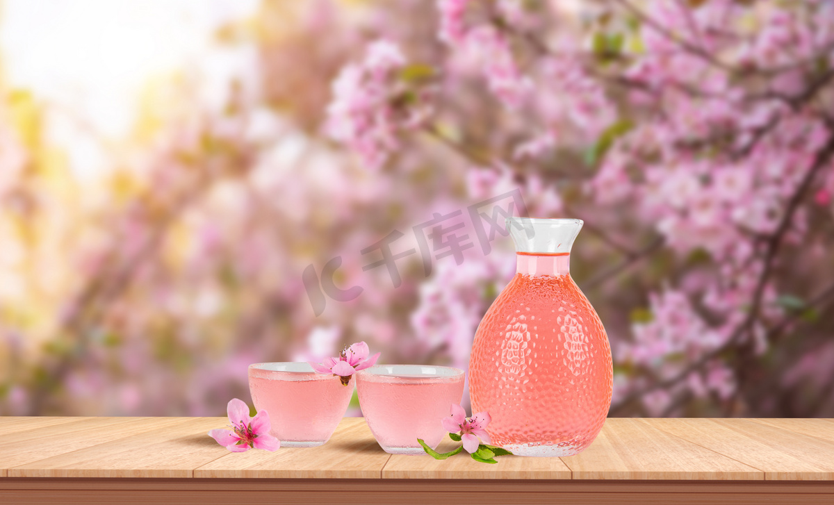桃花酒桃花酒摄影图配图高清摄影大图 千库网 桃花酒桃花酒摄影图配图高清摄影大图 千库网