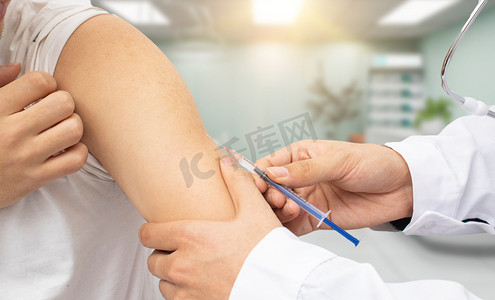 疫苗预防预防打针创意合成摄影图配图