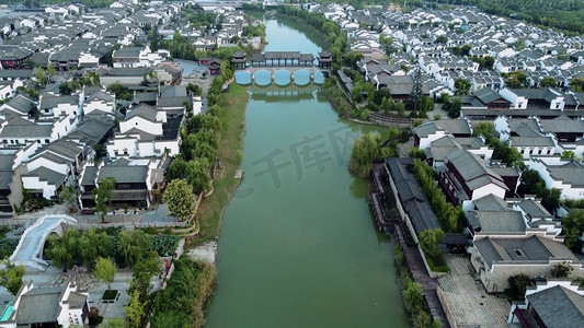 航拍古风徽派建筑小桥流水全景