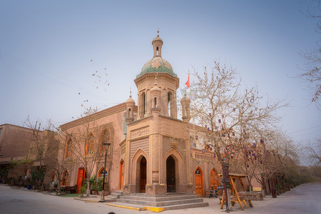 新疆喀什古城的清真寺摄影图配图