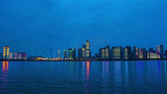 湖南长沙摄影照片_湖南长沙湘江市中心城市高楼夜景