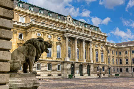 欧洲皇室摄影照片_布达城堡 (皇家宫殿) 内部庭院，布达佩斯匈牙利