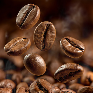 卡咖啡摄影照片_咖啡豆