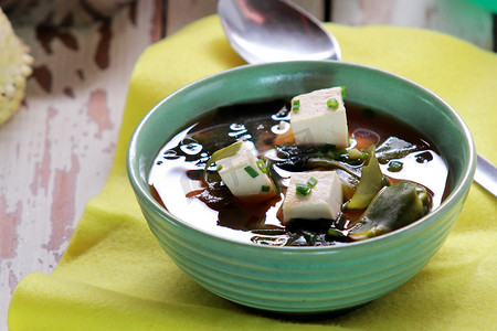 日本豆腐摄影照片_日本料理味噌汤