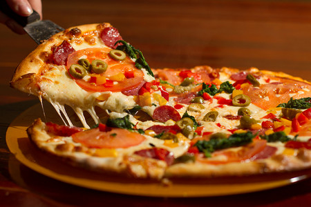 咸味食物摄影照片_披萨的形象
