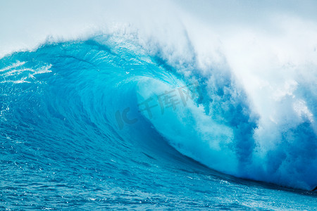 冲浪浪花摄影照片_美丽的蓝色海洋波