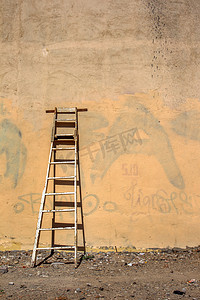黄色五角星边框摄影照片_美丽的街头艺术涂鸦。抽象创意绘图时尚