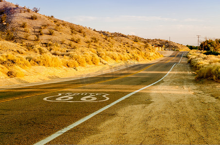 风景经典摄影照片_66 号公路路面签到加州