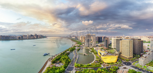 长沙滨江摄影照片_城市景观和杭州滨江天际线 