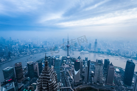 黄昏风景摄影照片_神奇的城市，上海在黄昏时