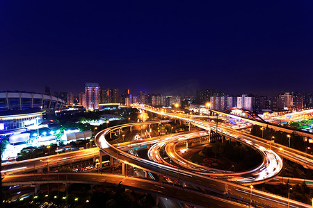 上海大桥与城市的夜景