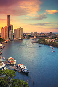 布里斯班.布里斯班天际线的城市形象, 澳大利亚在戏剧性的日落.