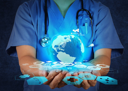 科技医疗医生抱着世界地球仪在她的手中作为医疗网