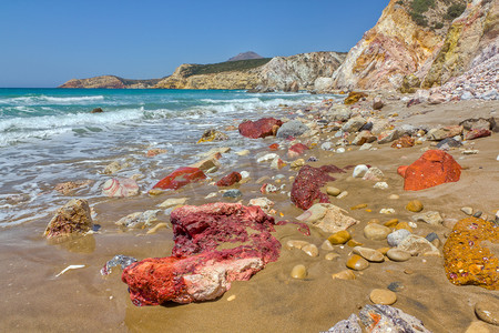 自然旋律摄影照片_火山岩、 fyriplaka 海滩、 米洛斯岛、 基克拉迪、 希腊