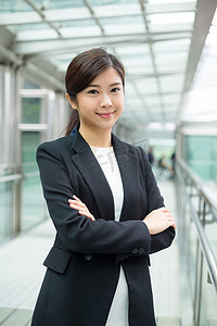 商务套装摄影照片_在商务套装的年轻亚洲女商人