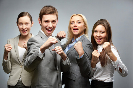 多人商务团队握拳加油手势