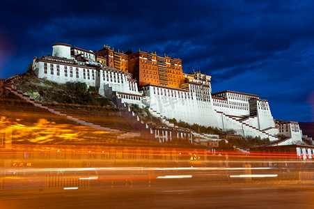 historic摄影照片_Potala Palace at night