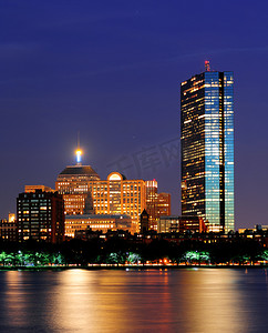 天空摄影照片_波士顿查尔斯河黄昏