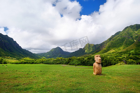 kualoa 牧场上复活节岛头