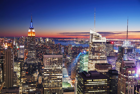 蓝色时代摄影照片_纽约曼哈顿帝国大厦和时代广场