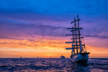 汉萨同盟摄影照片_在波罗的海的帆船